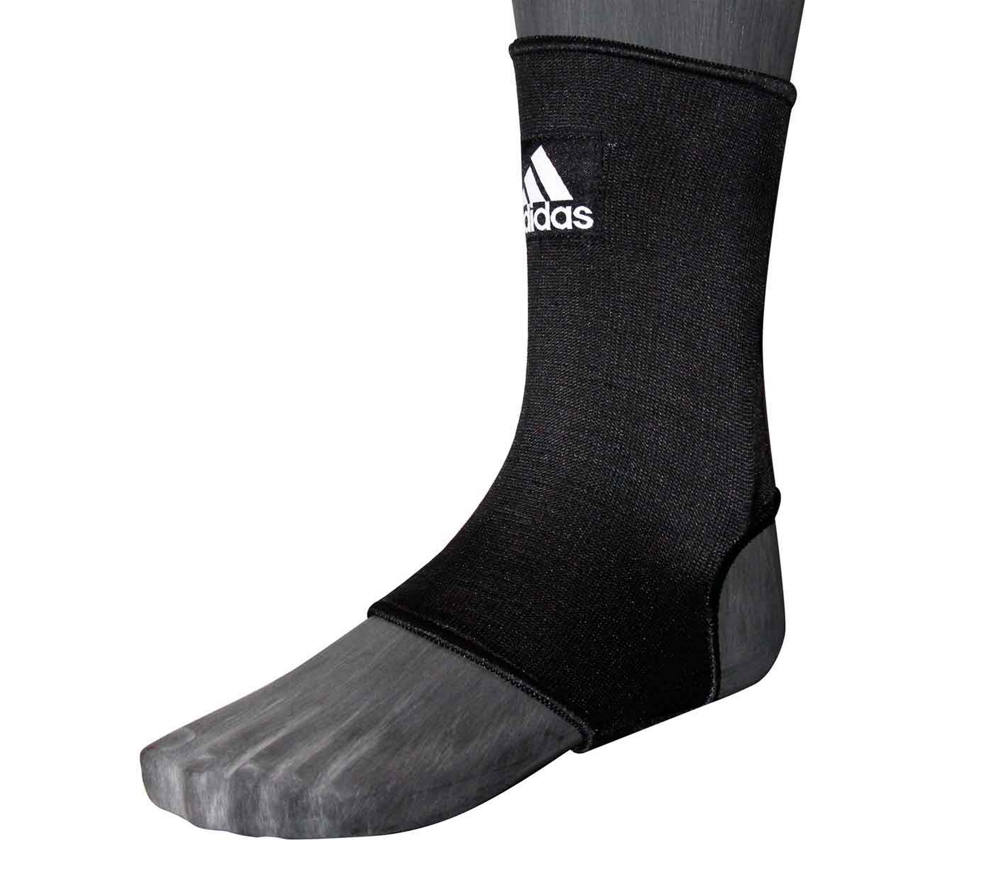 Защита голеностопа Adidas Ankle Pad adiCHT02 черно-белый 2000_1780